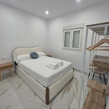 Casitalola קוניל דה לה פרונטרה